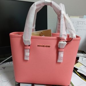 Michael Kors jet set small purse zip top